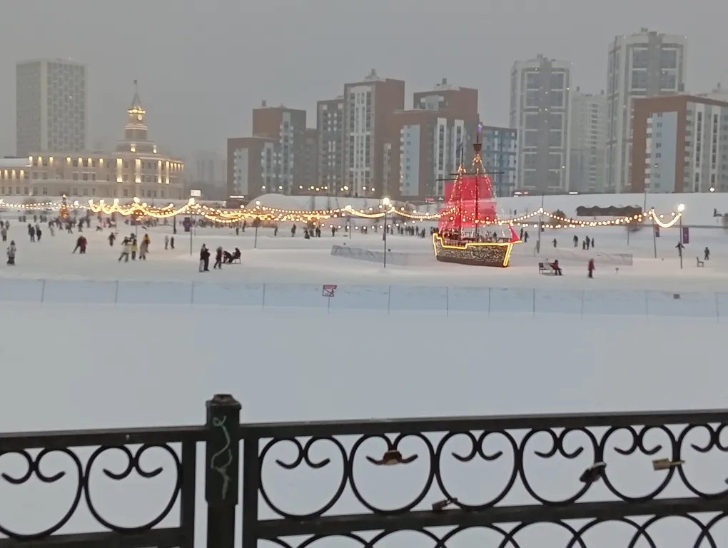 Квартира Уютная, просторная и чистая квартира для двоих! — Екатеринбург