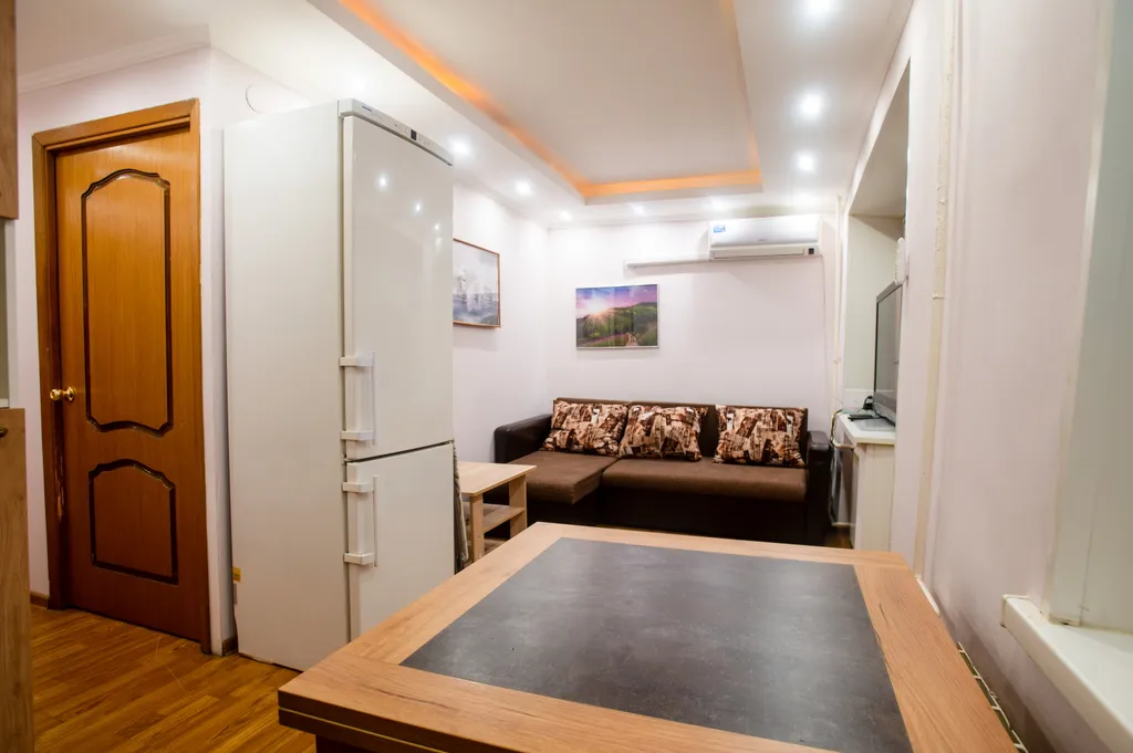 1-комн. Квартира с балконом. Метро, шереметьево, парковка, отчет док