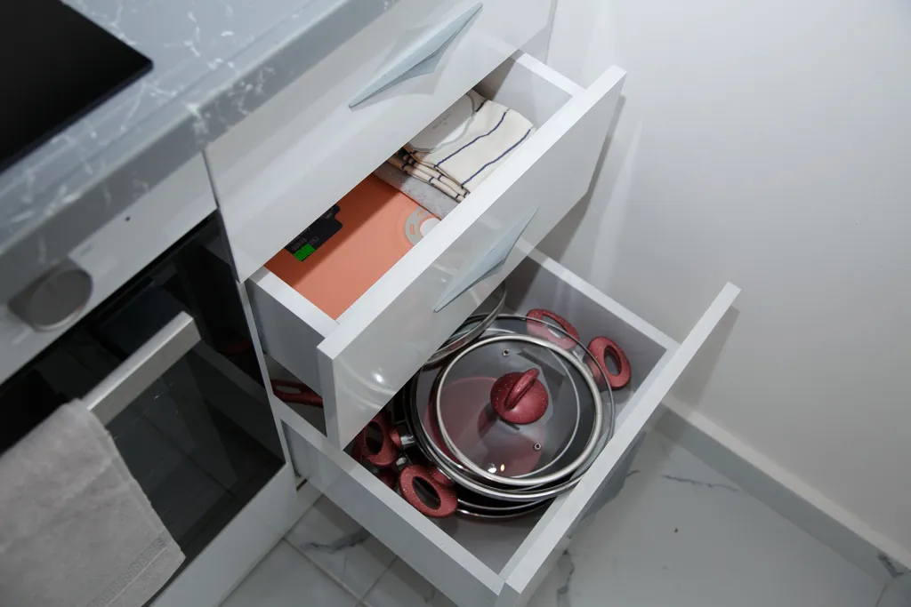 Стильные, комфортные апартаменты с видом на море Sky