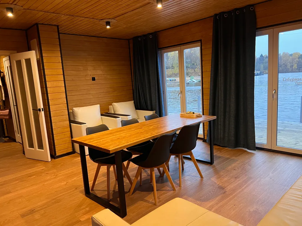 Плавучий дом Язь