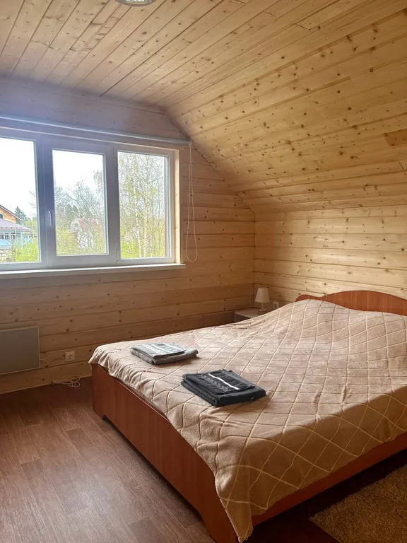 Уютный уголок у леса