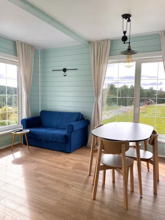 Панорамный двуспальный дом в Карелии рядом с Ладогой