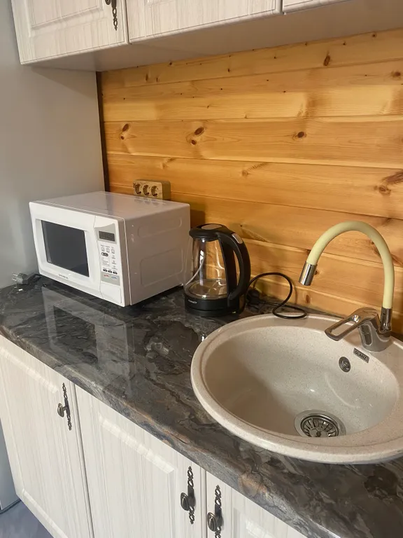 Гостевой комплекс Голден Хаус на первой береговой линии