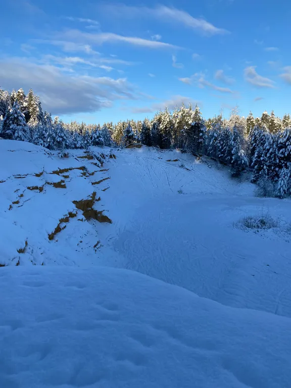 Уютный загородный коттедж недалеко от Игоры