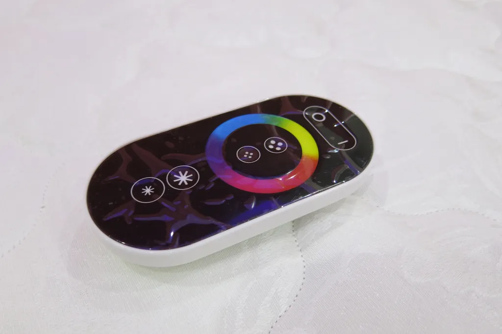 Новая квартира в Центре на Иртышской Набережной 12 с большим джакузи