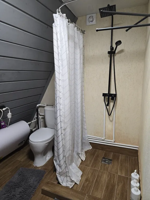 Треугольный дом шале