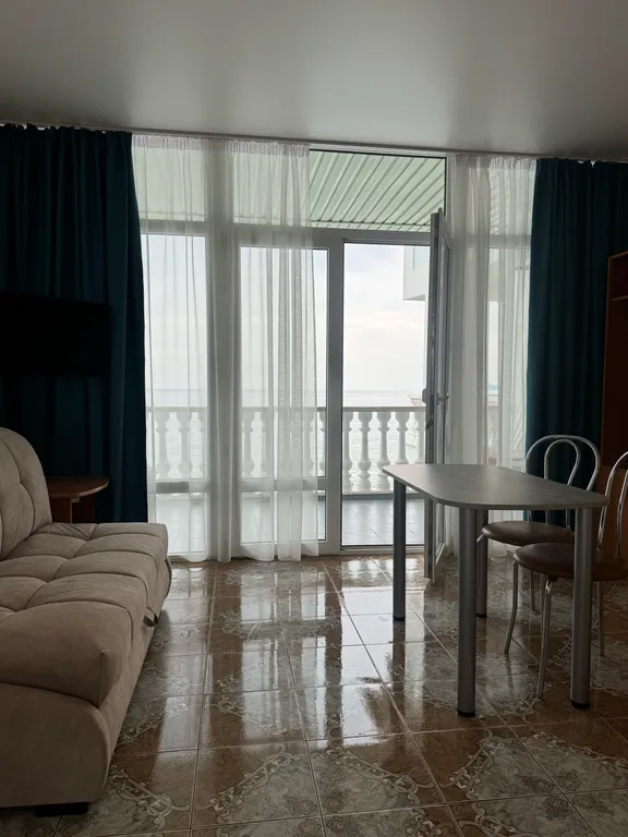 Квартира Номер с видом на море — аренда посуточно в Малореченское