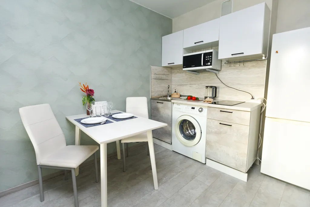 Студия у городской администрации | Квартирный вопрос