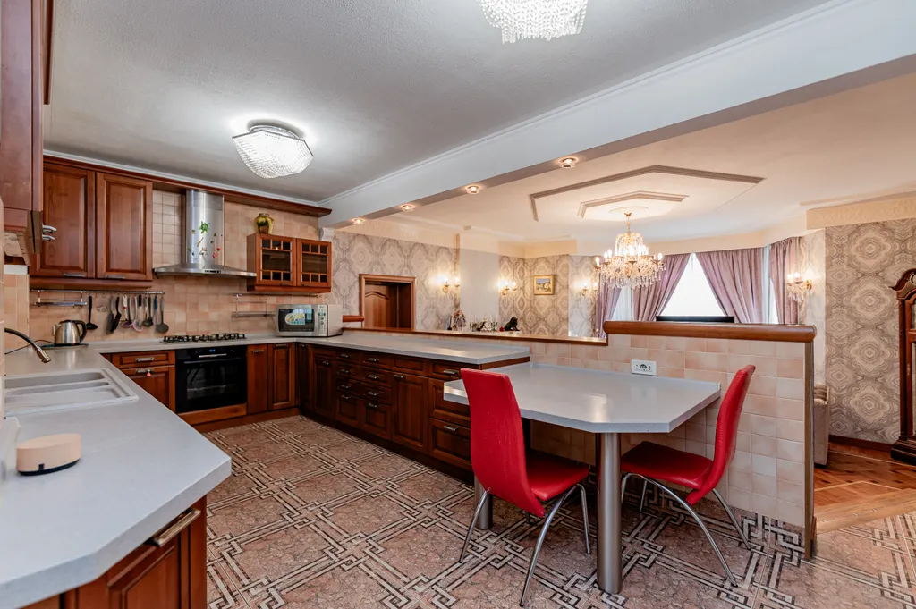 Шикарный дом с бассейном, сауной в Красногорске