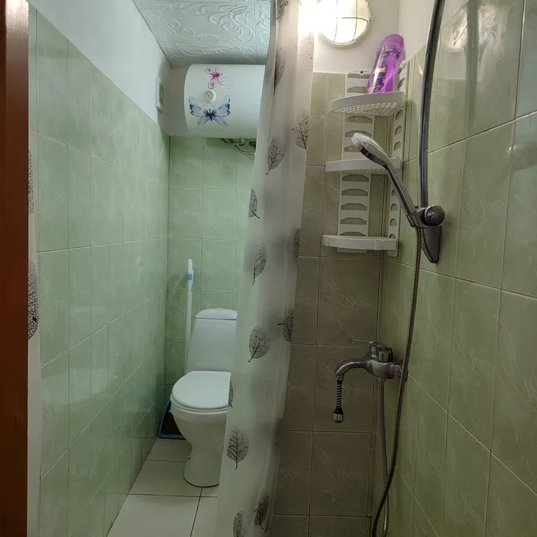 Маленький уютный домик на море