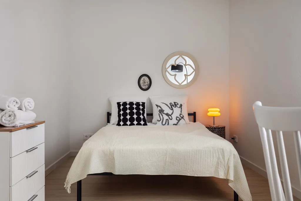 Квартира Квартира Дизайнерская евродвушка с акцентами в сердце Калининграда — Калининград