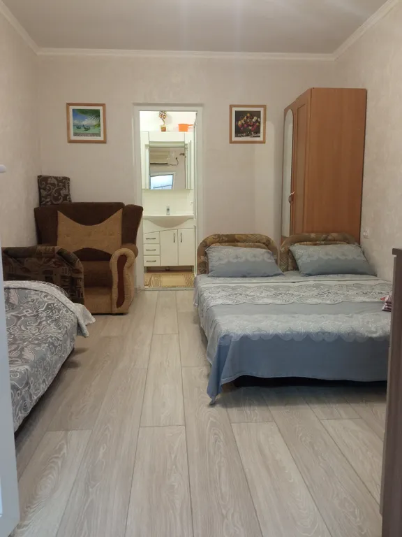 Комната уютная с удобствами