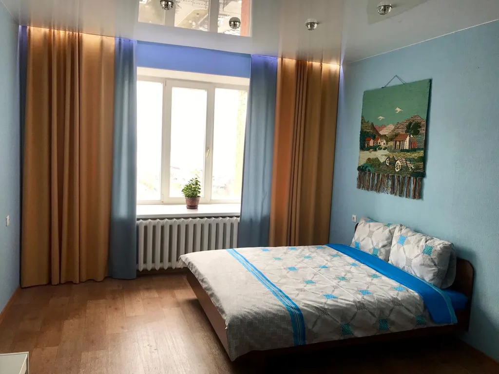 Квартира Квартира Трёшка с видом на реку, аквапарк, зоопарк, больницу — Новосибирск