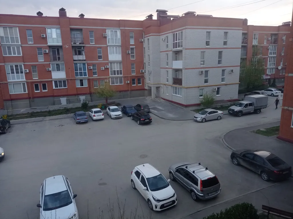 Просторная студия с двумя кроватями