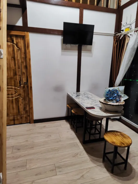 Дом отдыха на берегу озера