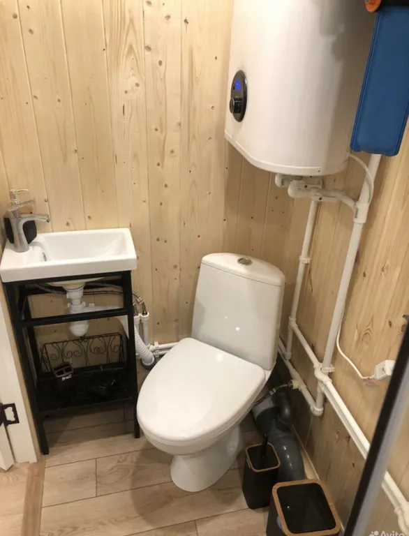 Новая вилла с горячей джакузи в террасе в черте города