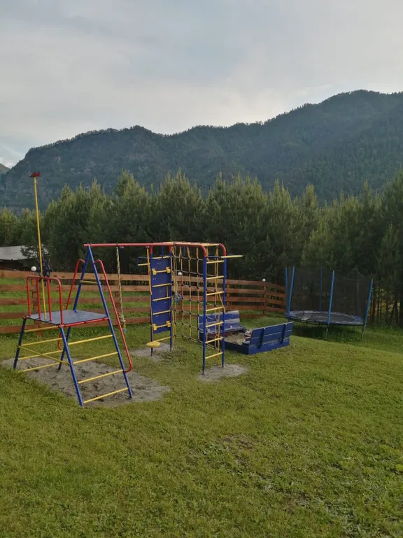 Дом с видом на горы