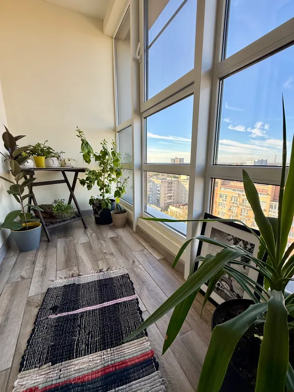 Стильная видовая студия в центре города