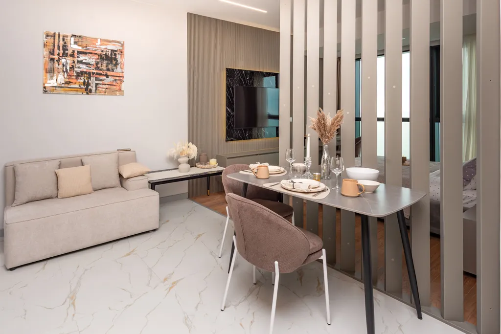 Oceanview Mood by Aesthaven