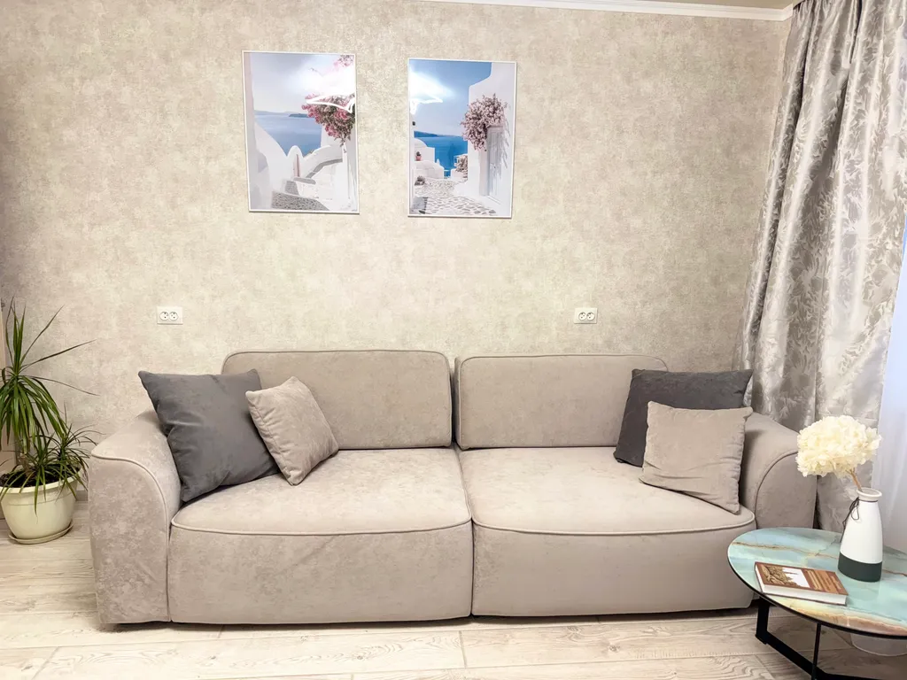 Уютная квартира с новым ремонтом и мебелью в центре