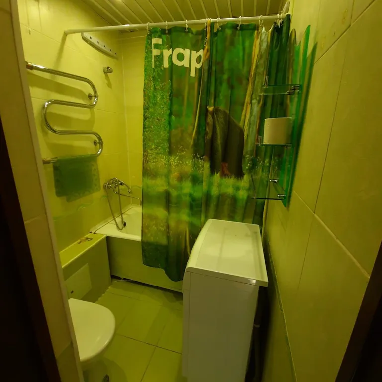 Красивая квартира с евроремонтом, новой мебелью и бытовой техникой