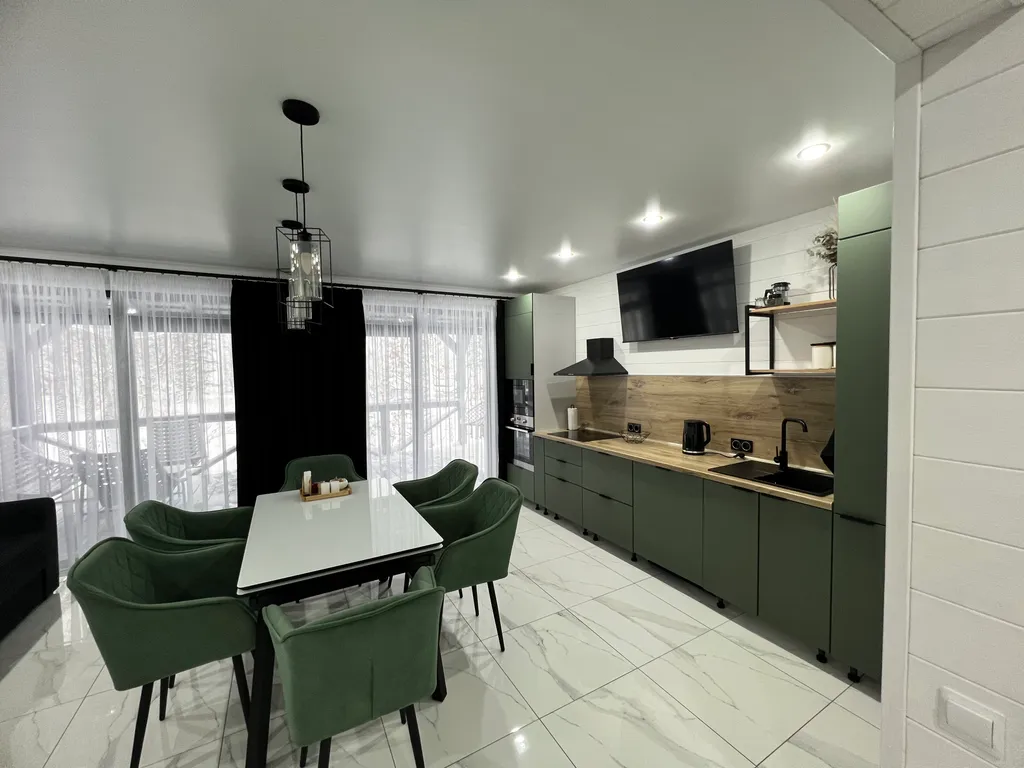 Уютный четырёхкомнатный дом