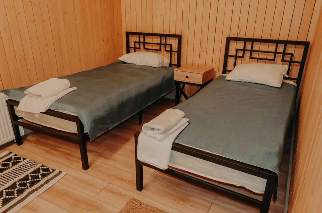 Коттедж Уютный коттедж рядом с озером — Светлое