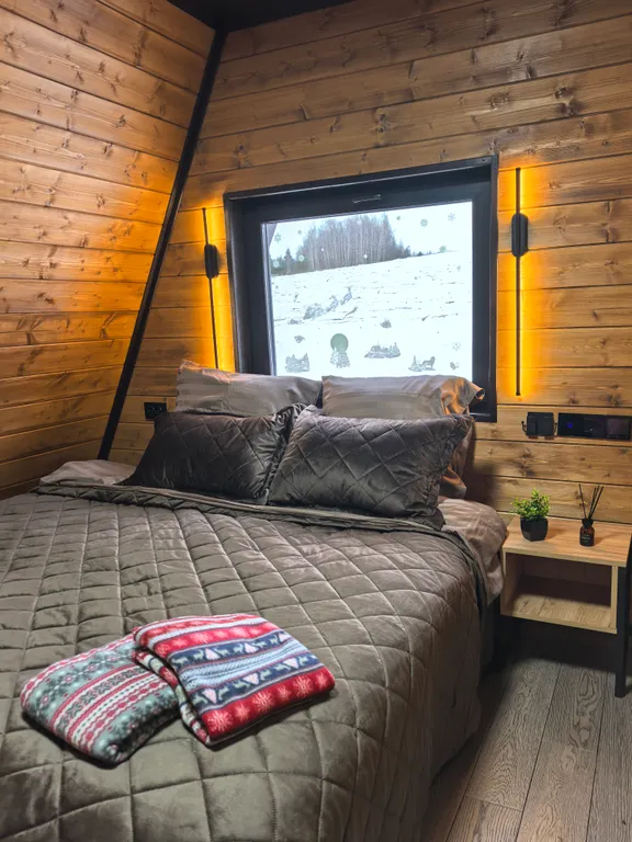 Дом в лесу и никаких соседей