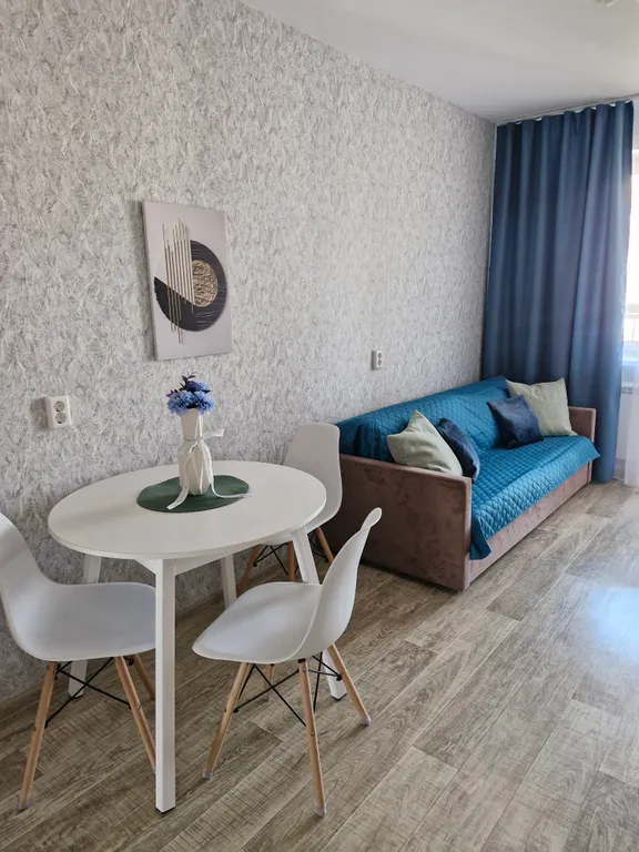 Квартира Квартира Шикарная просторная евротрешка для большой семьи или компании — Ярославль