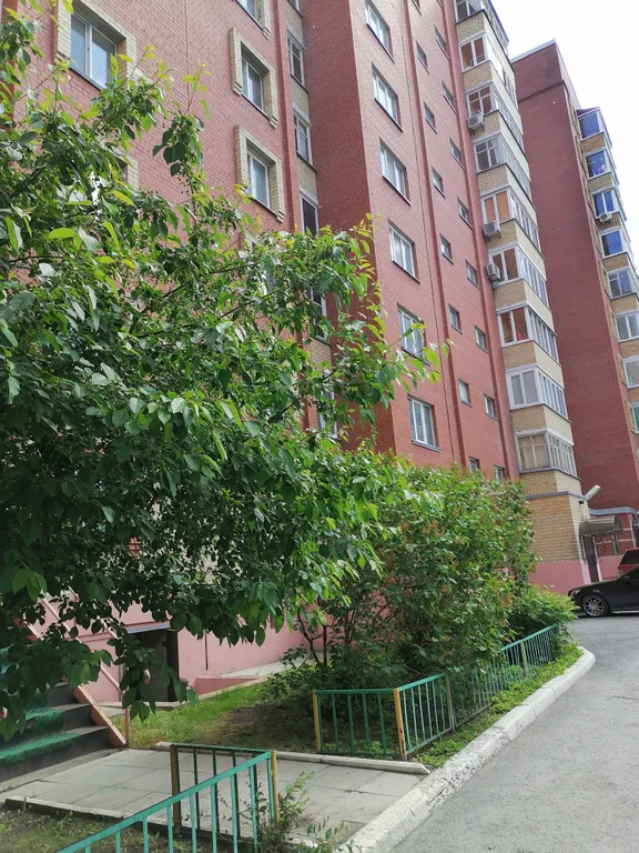 Квартира Двухкомнатная квартира у ТРЦ Арсиб, ТРЦ Фаворит, Кристалла — Тюмень