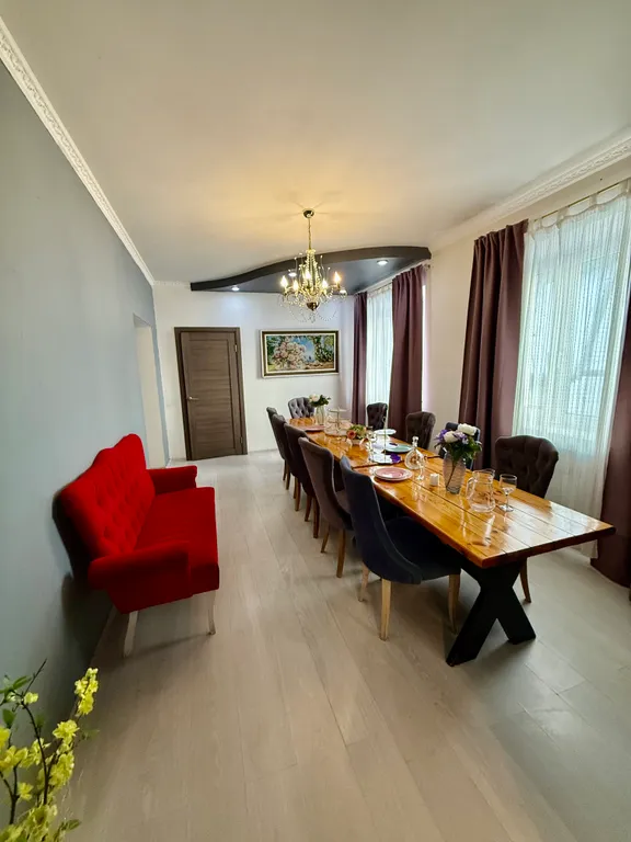 Коттедж Саввушка с видом на монастырь