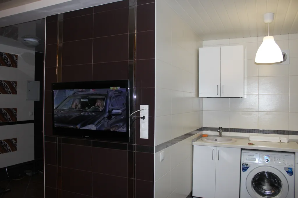 Трехкомнатная квартира-студия возле метро "Березовая роща"