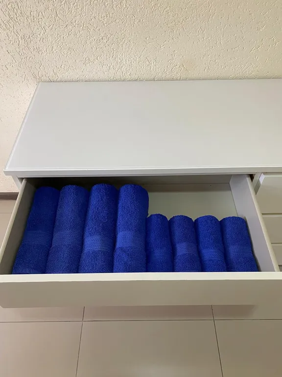 Дом с бассейном, баней и видом на море