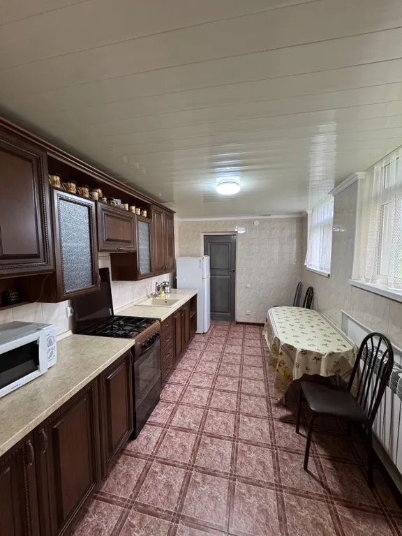 Гостевой дом возле термального источника по дороге на курорт Мамисон