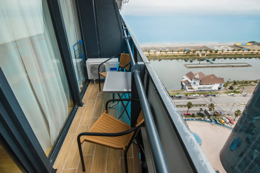 Квартира Апартаменты с видом на море на первой линии — аренда посуточно в Батуми