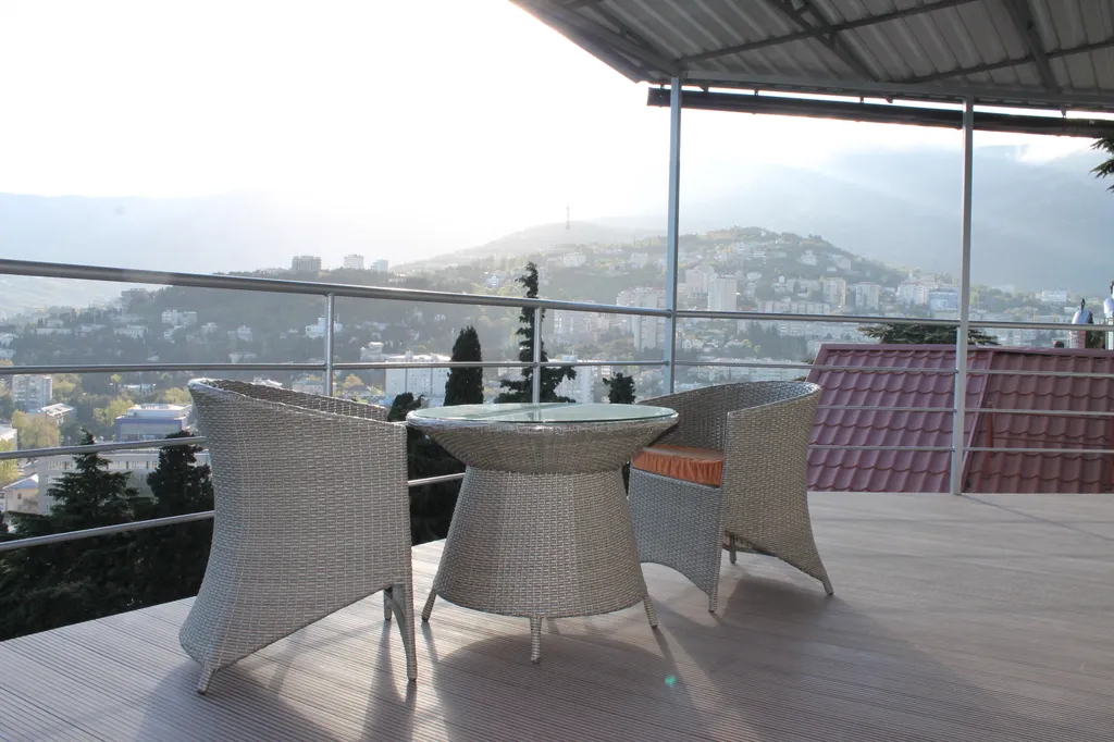 Коттедж Квартира с террасой на море и горы — аренда посуточно в Ялта