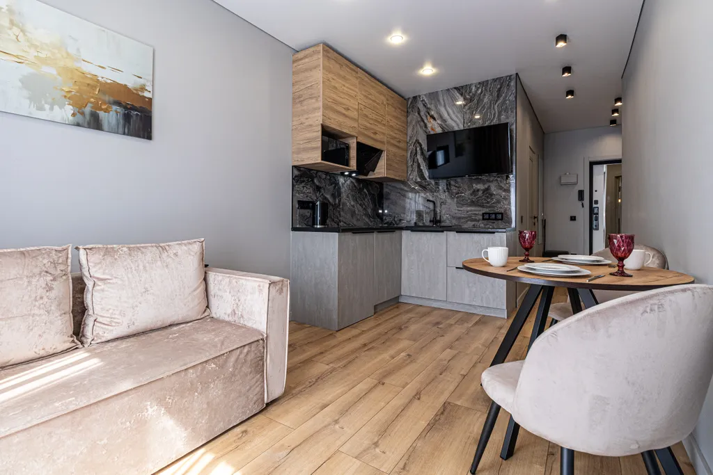 Квартира люкс в центре с панорамным видом кроватью king size и Алисой