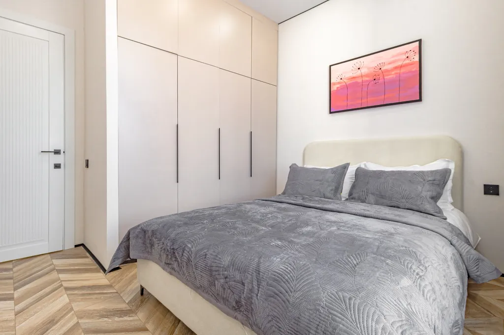 Евро 2 комнатная квартира в ЖК Республика