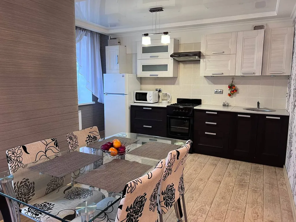 3-х комнатный апартамент galaapart у парка Победы