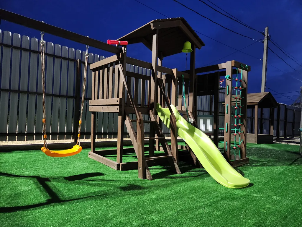 Коттедж Отдельный дом с собственной террасой — Кучугуры