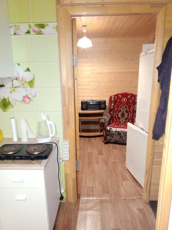 Уютный летний домик на берегу реки Ока