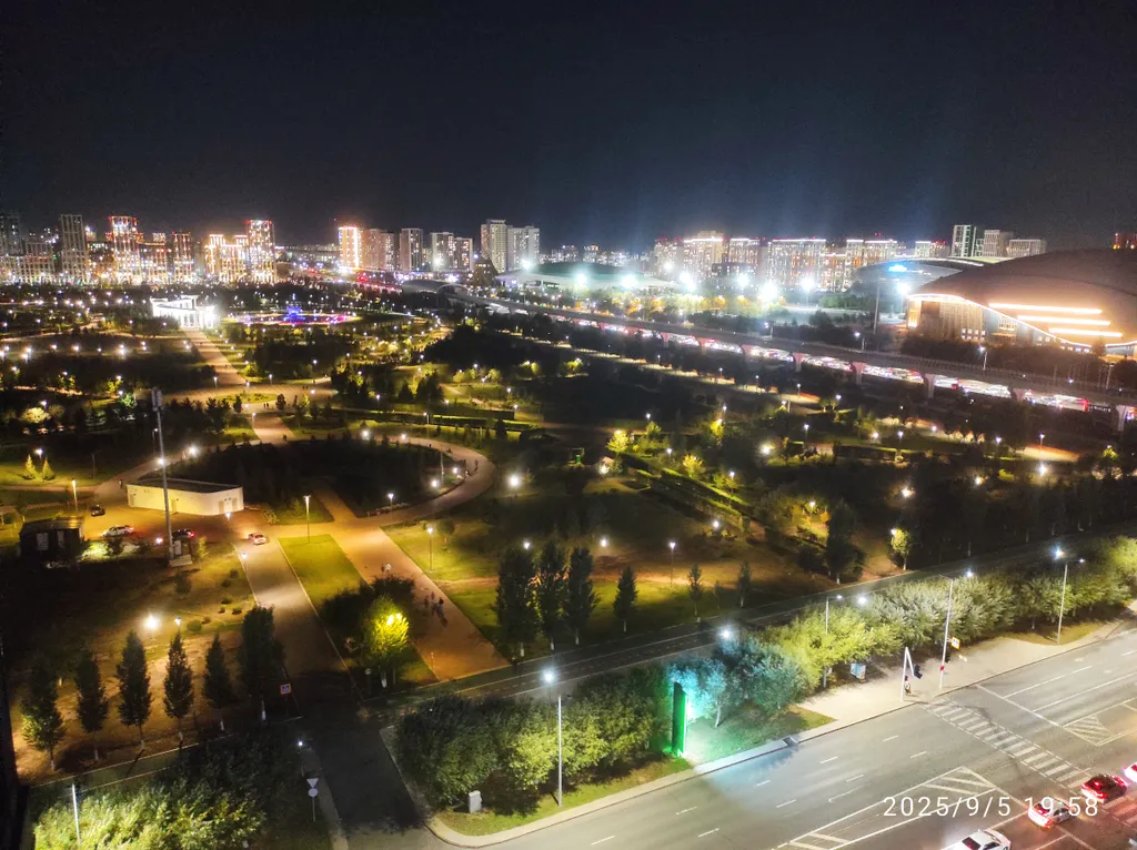 Чистая, уютная квартира с видом на ботанический сад, СК Астана арена — аренда посуточно в Астана (Нур-Султан)