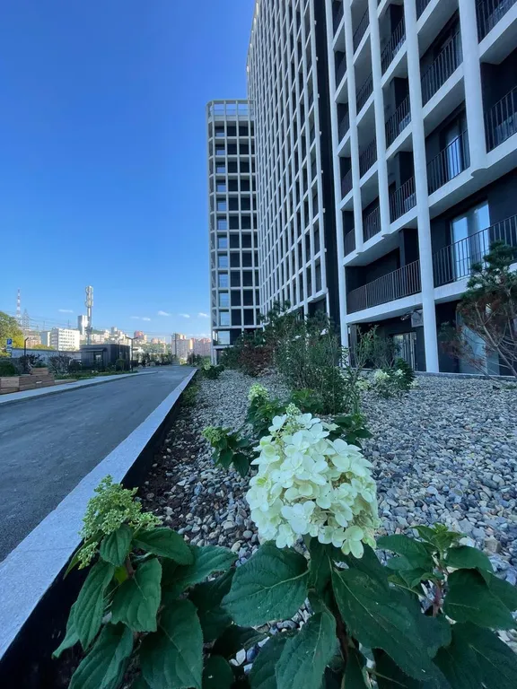 Квартира на берегу моря в новом доме бизнес-класса в 5 минутах от центра