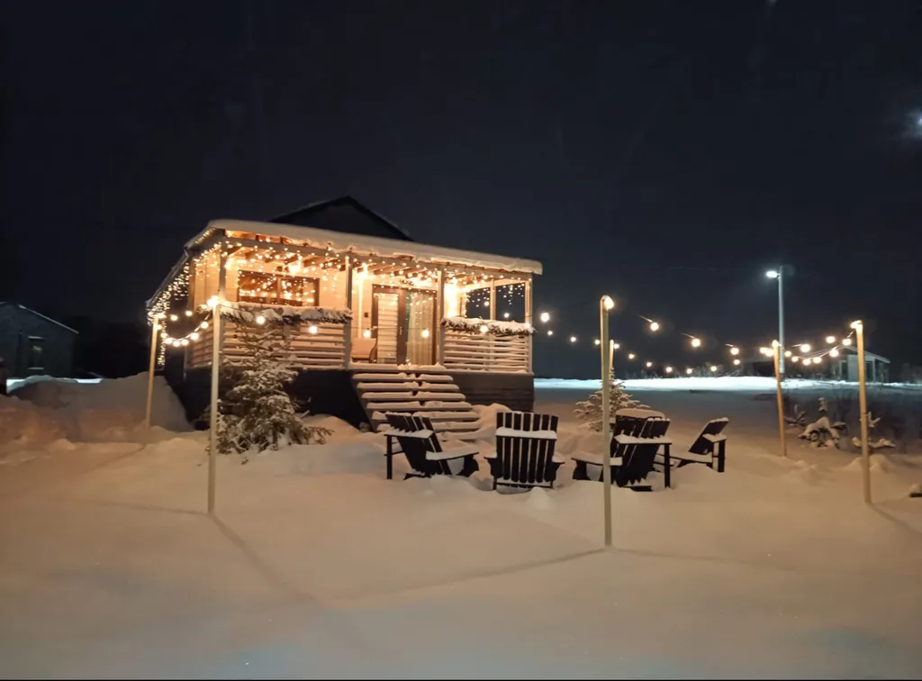 Уютный дом с верандой и чаном