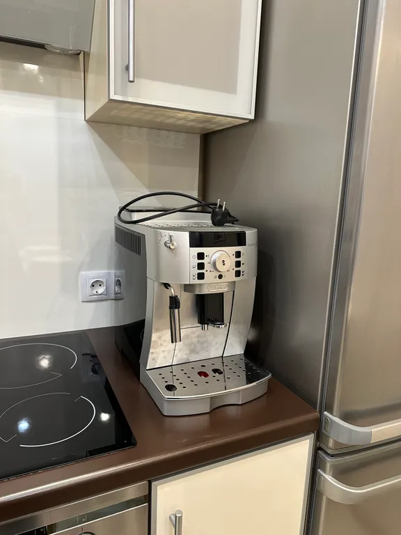 2х комнатная у ТЦ Лотос Плаза и есть парк