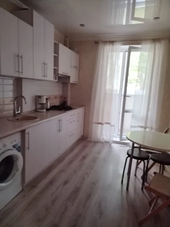 Квартира Уютная квартира на первом этаже в новом доме рядом с Южным парком — Калининград