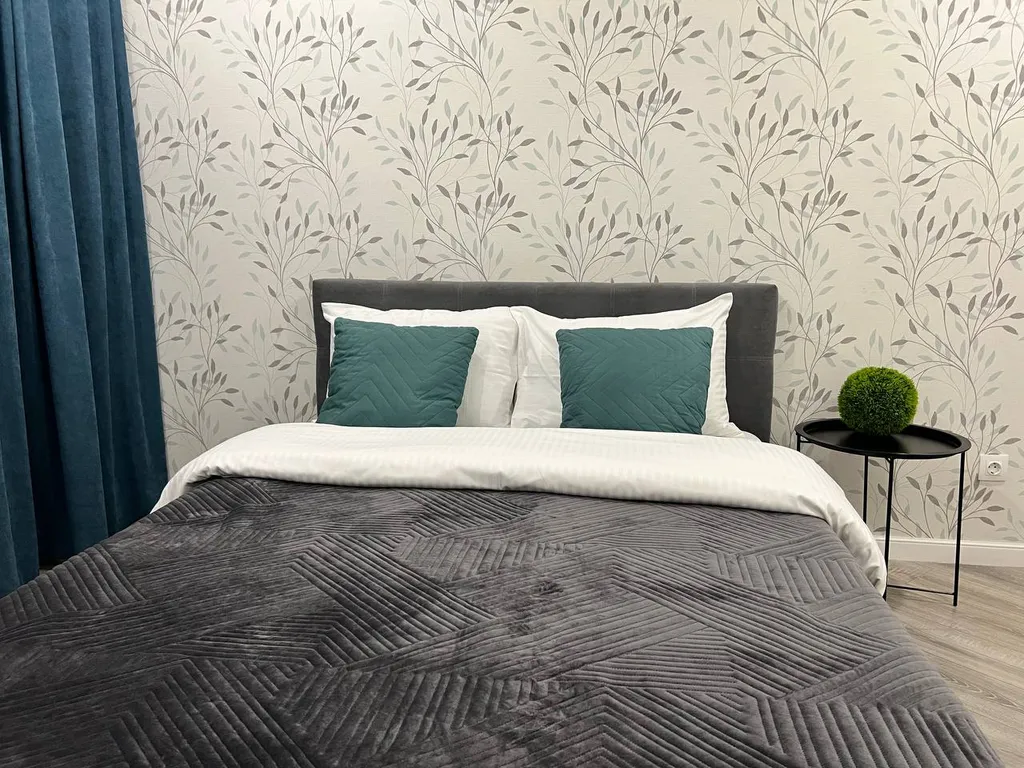 3-комнатная квартира возле Онкологии