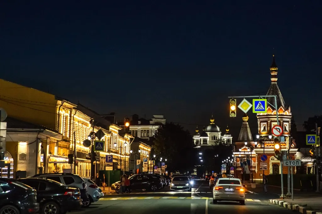 Квартира Уютная квартира с камином на набережной для большой семьи — Ярославль