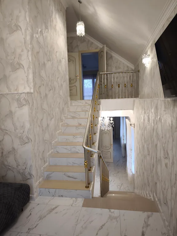 Новый дом с видом на горы