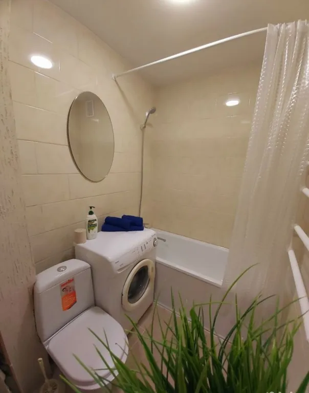 Уютная квартира напротив больницы Миротворцева и СГТУ